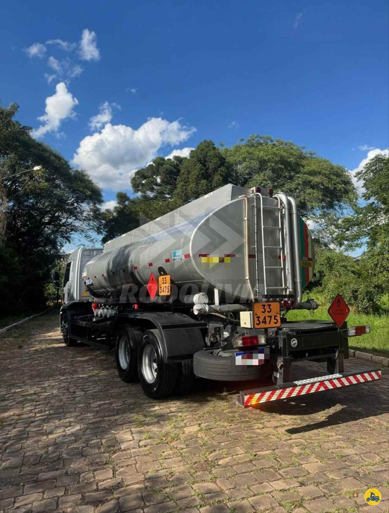 CARROCERIA SOBRE CHASSI  TRUCK TANQUE AÇO Rodolivia Implementos Rodoviários MARIALVA PARANÁ PR